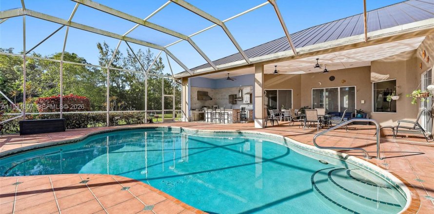 Villa ou maison à West Palm Beach, Floride 4 chambres, 323.02 m2 № 2026840