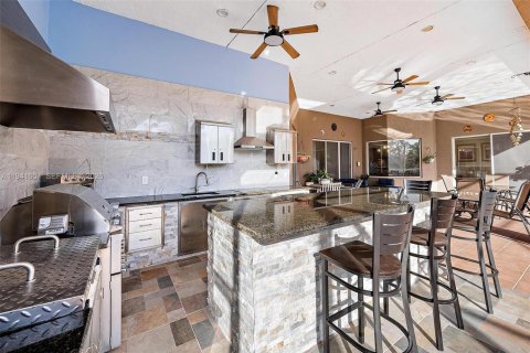 Villa ou maison à vendre à West Palm Beach, Floride: 4 chambres, 323.02 m2 № 2026840 - photo 6