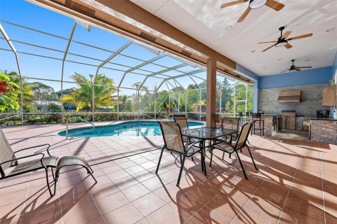 Villa ou maison à vendre à West Palm Beach, Floride: 4 chambres, 323.02 m2 № 2026840 - photo 2