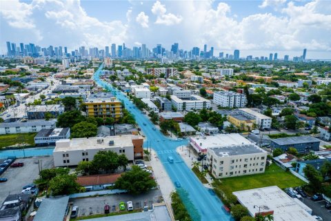 Commercial property in Miami, Florida № 1995828 - photo 28