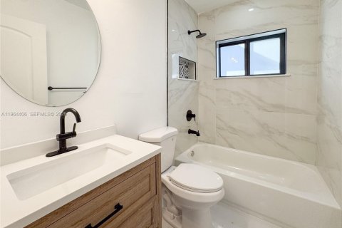 Propiedad comercial en venta en Miami, Florida, 120.4 m2 № 2029347 - foto 23