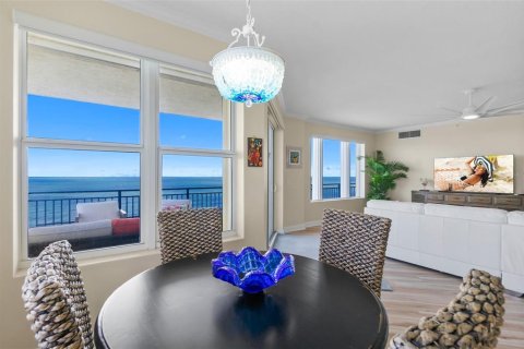 Condo in Daytona Beach, Florida, 3 bedrooms  № 1555898 - photo 21