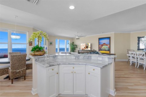 Condo in Daytona Beach, Florida, 3 bedrooms  № 1555898 - photo 26