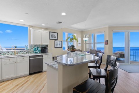 Condo in Daytona Beach, Florida, 3 bedrooms  № 1555898 - photo 23