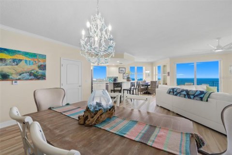 Condo in Daytona Beach, Florida, 3 bedrooms  № 1555898 - photo 13
