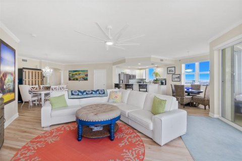 Condo in Daytona Beach, Florida, 3 bedrooms  № 1555898 - photo 18