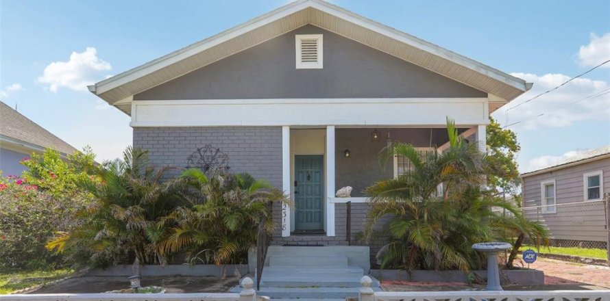 Casa en Tampa, Florida 3 dormitorios, 98.1 m2 № 2430653