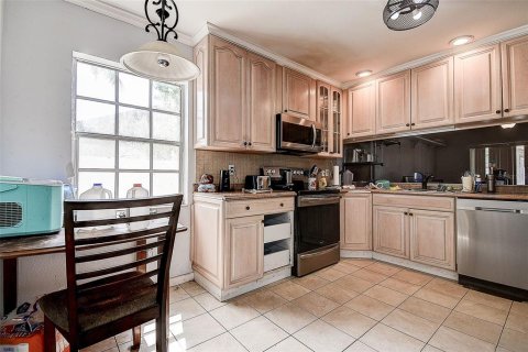 Casa en venta en Land O' Lakes, Florida, 3 dormitorios, 150.78 m2 № 1658535 - foto 12