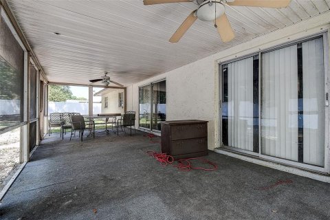 Casa en venta en Land O' Lakes, Florida, 3 dormitorios, 150.78 m2 № 1658535 - foto 24
