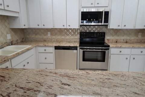 Condo in Belleair, Florida, 2 bedrooms  № 1817300 - photo 24