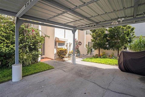 Touwnhouse à vendre à Tampa, Floride: 2 chambres, 112.88 m2 № 1824439 - photo 30