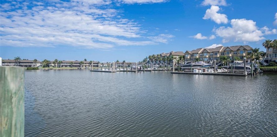 Touwnhouse à Tampa, Floride 2 chambres, 112.88 m2 № 1824439