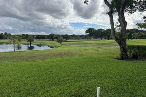 Copropriété à louer à Pembroke Pines, Floride: 2 chambres, 88.54 m2 № 1947251 - photo 26
