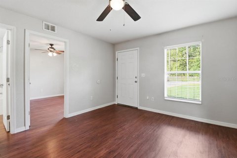 Commercial property in Citrus Springs, Florida 4 bedrooms, 162.58 sq.m. № 2213284 - photo 8