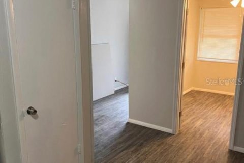 Apartment in Tampa, Florida 3 bedrooms, 69.68 sq.m. № 2267289 - photo 5