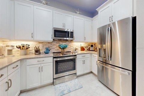 Townhouse in Port Orange, Florida 3 bedrooms, 194.63 sq.m. № 1773029 - photo 18