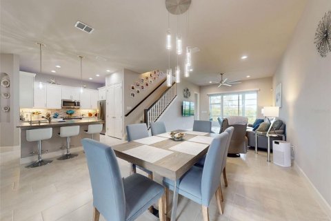 Townhouse in Port Orange, Florida 3 bedrooms, 194.63 sq.m. № 1773029 - photo 5