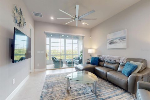 Townhouse in Port Orange, Florida 3 bedrooms, 194.63 sq.m. № 1773029 - photo 8