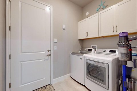 Townhouse in Port Orange, Florida 3 bedrooms, 194.63 sq.m. № 1773029 - photo 29