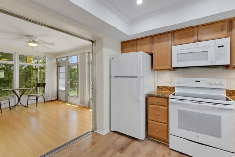 House in Sarasota, Florida 2 bedrooms, 118.45 sq.m. № 1894848 - photo 8