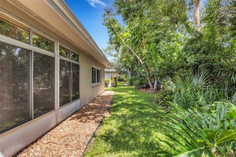 Villa ou maison à louer à Sarasota, Floride: 2 chambres, 118.45 m2 № 1894848 - photo 7