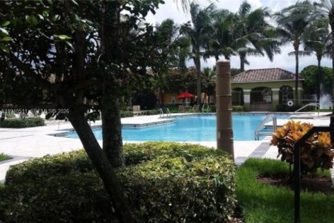 Condominio en venta en Miramar, Florida, 2 dormitorios, 90.77 m2 № 1998497 - foto 10