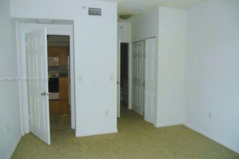 Condominio en venta en Miramar, Florida, 2 dormitorios, 90.77 m2 № 1998497 - foto 4