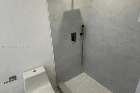 Villa ou maison à louer à Miramar, Floride: 2 chambres № 1965360 - photo 6