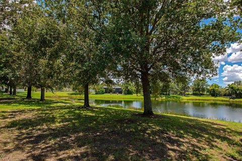 House in Bradenton, Florida 3 bedrooms, 140.19 sq.m. № 1847955 - photo 3