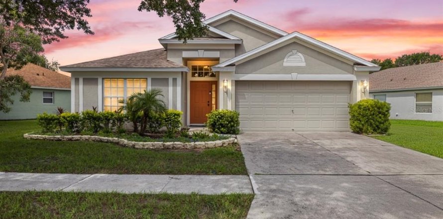 House in Riverview, Florida 3 bedrooms, 140 sq.m. № 2304423