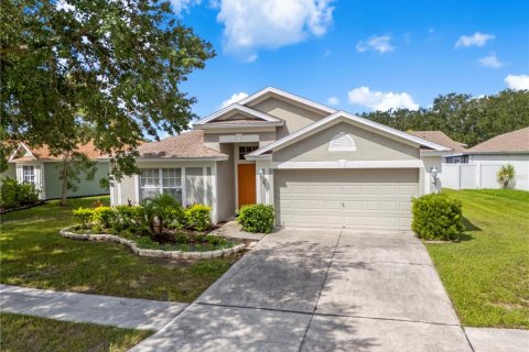 House in Riverview, Florida 3 bedrooms, 140 sq.m. № 2304423 - photo 7