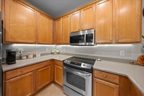 House in Ocala, Florida 2 bedrooms, 148.27 sq.m. № 2151315 - photo 4