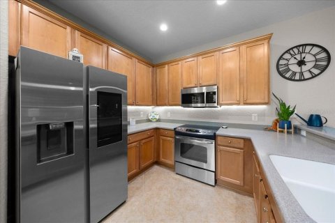 House in Ocala, Florida 2 bedrooms, 148.27 sq.m. № 2151315 - photo 3
