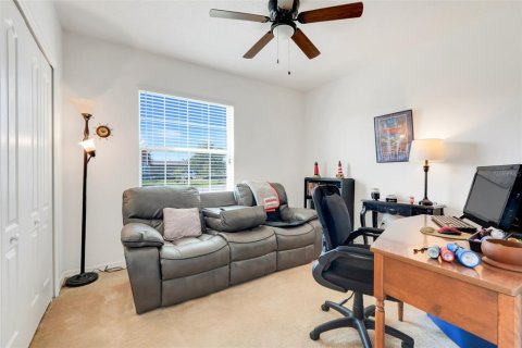 House in Poinciana, Florida 3 bedrooms, 132.39 sq.m. № 1640627 - photo 4