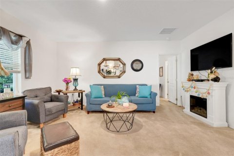 House in Poinciana, Florida 3 bedrooms, 132.39 sq.m. № 1640627 - photo 6