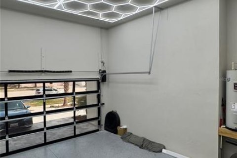 Casa en alquiler en Tampa, Florida, 4 dormitorios, 418.62 m2 № 1691032 - foto 23