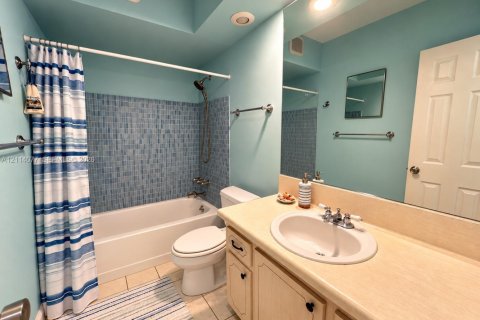 Copropriété à louer à Hallandale Beach, Floride: 1 chambre, 65.03 m2 № 2439374 - photo 14