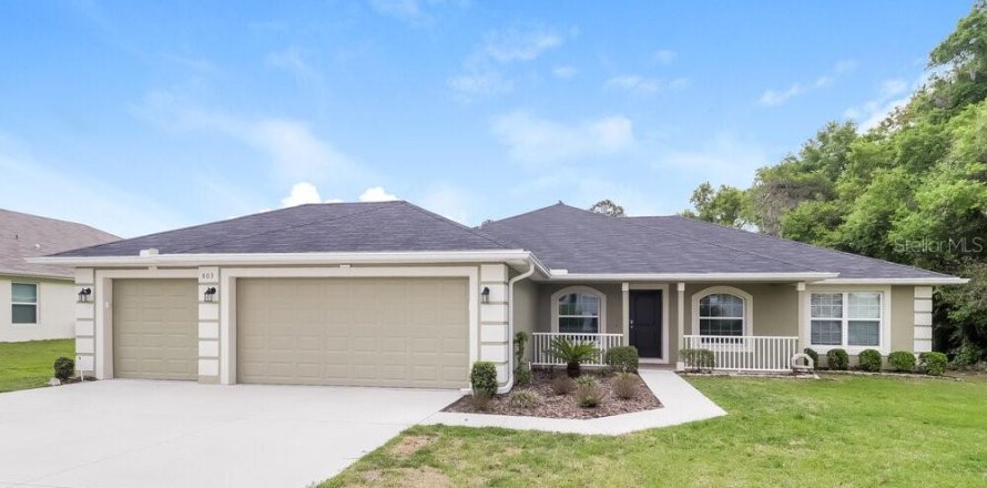 House in Fruitland Park, Florida 3 bedrooms, 183.95 sq.m. № 1914523