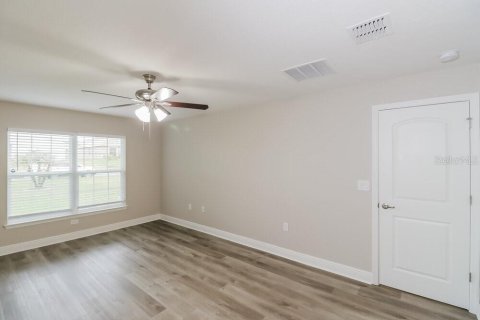 House in Fruitland Park, Florida 3 bedrooms, 183.95 sq.m. № 1914523 - photo 9