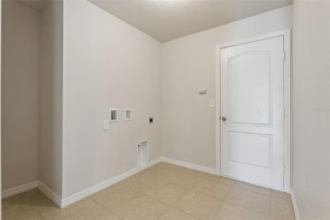 Villa ou maison à vendre à Lakeland, Floride: 3 chambres, 140.75 m2 № 2396687 - photo 5