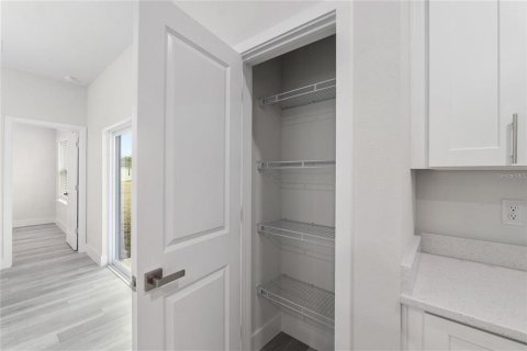 Villa ou maison à vendre à Ocala, Floride: 4 chambres, 180.42 m2 № 2149956 - photo 12
