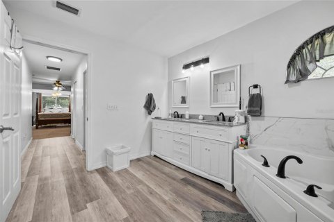 Villa ou maison à vendre à Archer, Floride: 4 chambres, 210.52 m2 № 1824685 - photo 16