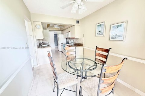 Condominio en venta en Hollywood, Florida, 2 dormitorios, 122.63 m2 № 1766961 - foto 7