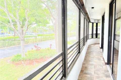 Condominio en venta en Hollywood, Florida, 2 dormitorios, 122.63 m2 № 1766961 - foto 13