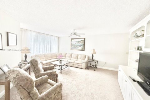 Condominio en venta en Hollywood, Florida, 2 dormitorios, 122.63 m2 № 1766961 - foto 8