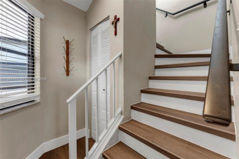 Condo in Plantation, Florida, 2 bedrooms  № 2003902 - photo 5