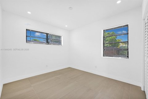 Casa en venta en Miami Gardens, Florida, 3 dormitorios, 149.48 m2 № 2000676 - foto 23