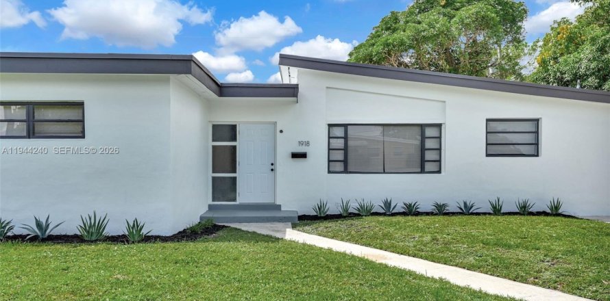Casa en Miami Gardens, Florida 3 dormitorios, 149.48 m2 № 2000676