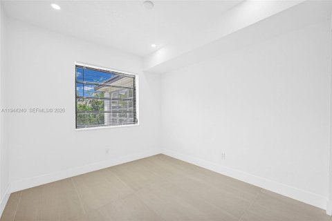 Casa en venta en Miami Gardens, Florida, 3 dormitorios, 149.48 m2 № 2000676 - foto 28