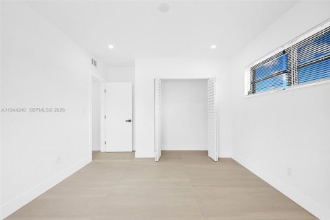 Casa en venta en Miami Gardens, Florida, 3 dormitorios, 149.48 m2 № 2000676 - foto 19